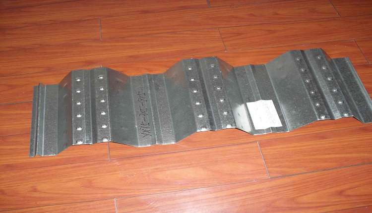 州拓佳YX76-305-915樓承板在杭州加多寶工地成功應(yīng)用